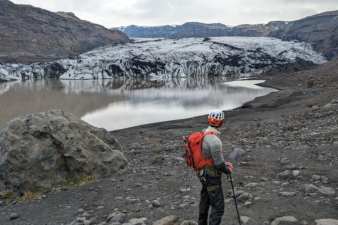 Private Glacier Hike in Iceland - Glacier Learning With a Clear Environmental Message