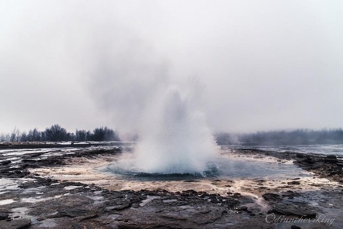 Private Golden circle and glacier super jeep tour from Reykjavik - Þingvellir: where geology and government meet
