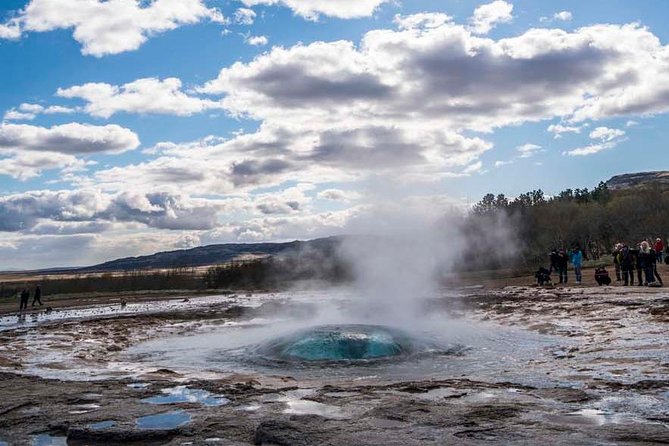 Private Golden Circle Classic Tour from Reykjavik - Geysir and Strokkur: Iceland’s hot-breathing middle act