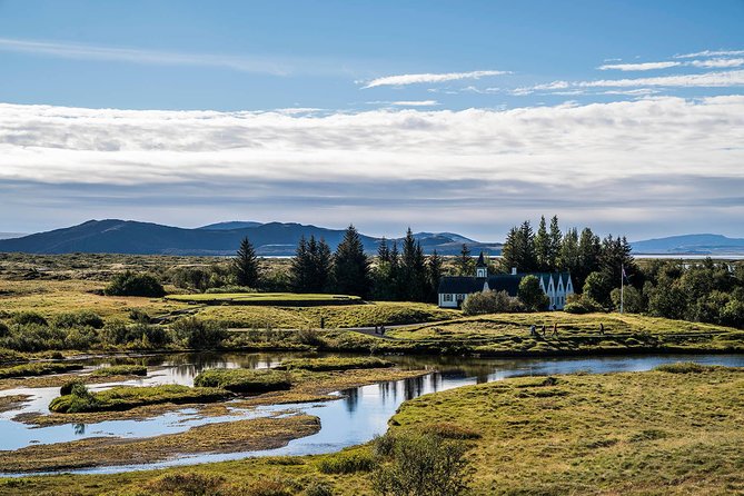 Private Golden Circle Classic Tour from Reykjavik - Kerid Crater: a compact final stop