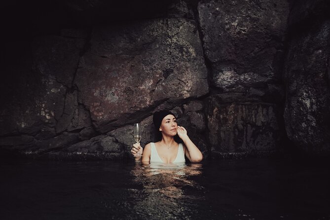 Private Golden Circle & Sky Lagoon Transfer and lunch (Up to 8 P) - Geysir and Strokkur: Iceland’s most reliable eruption
