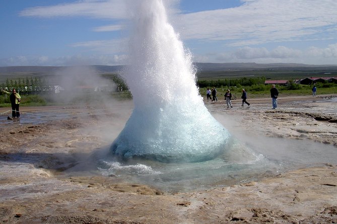 Private Golden Circle Tour by Luxury SUV from Reykjavik - Leaving Reykjavik for Þingvellir