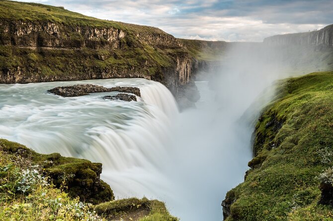 Private Golden Circle tour in a premium class car. - Why a private Golden Circle day can be worth it