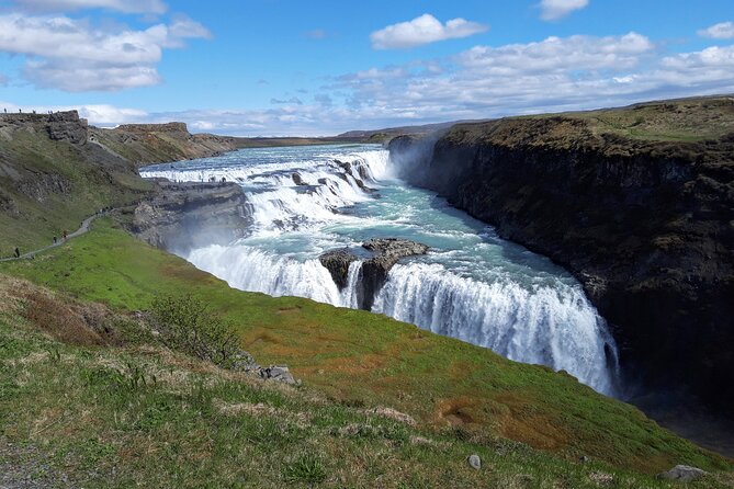 Private Golden Circle Tour with Airport Pick up - Geysir: Iceland’s Geothermal Show