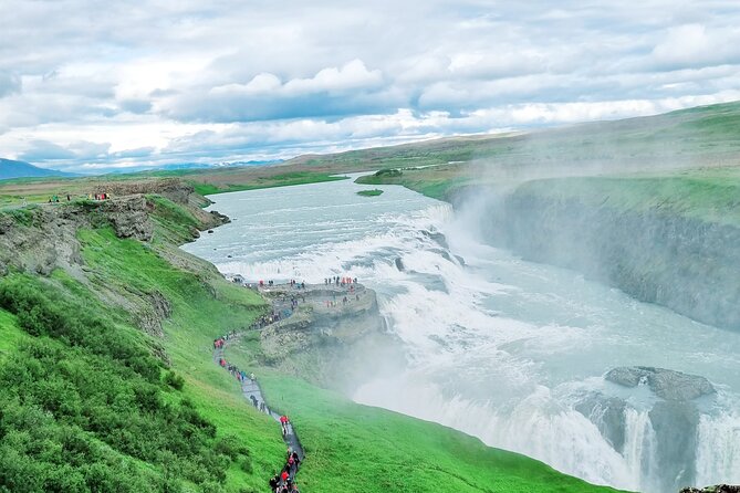 Private Golden Circle with airport transfer (only to Keflavik) - Gullfoss Waterfall and the power of the route