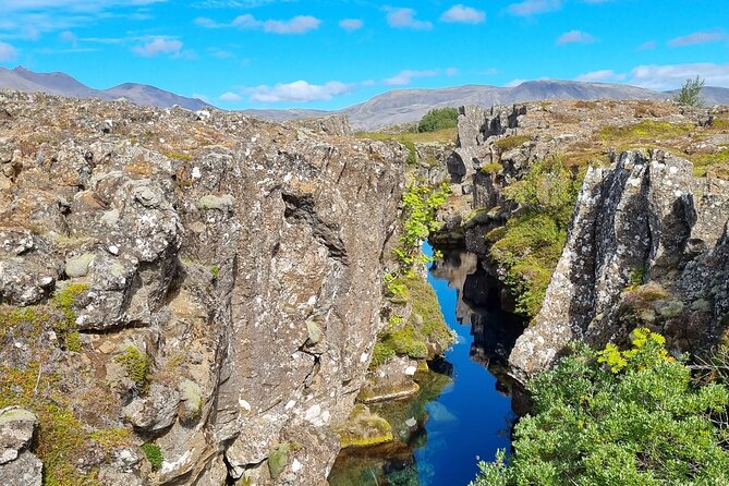 Private Golden Circle with airport transfer (only to Keflavik) - Timing, food, and what to bring