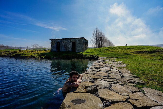 Private Golden Circle with Photographer, Lunch & Secret Lagoon - Kerið Crater closes the scenic loop