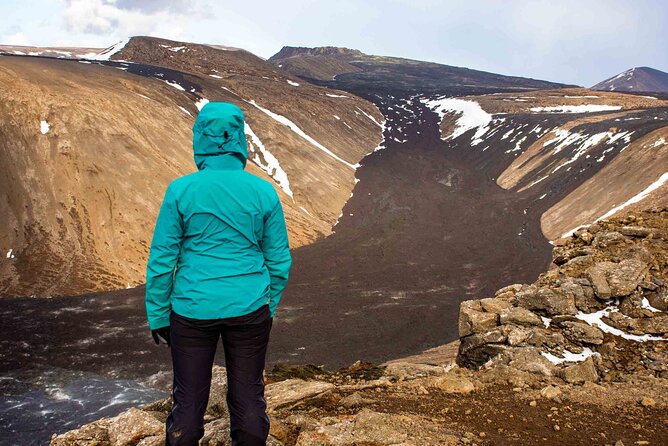 Private Guided Volcano Hike Iceland - Leaving Reykjavik in a minivan or Super Jeep