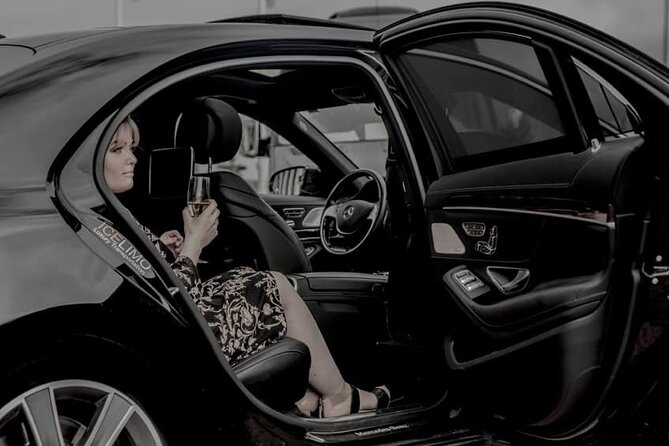 Private Luxury Airport transport Keflavik in Sedan - Key points before you book