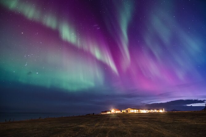 Private Northern Lights Adventure With Lobster Dinner - Who will enjoy this Iceland evening most?