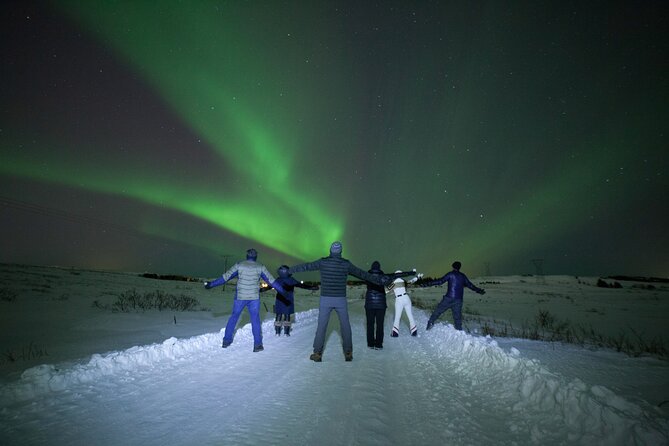 Private Northern Lights Tour - Leaving Reykjavík in a marked luxury vehicle