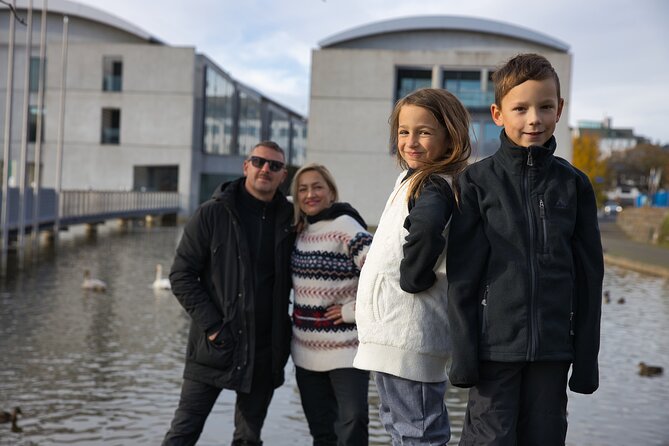 Private Photo Session with a Local Photographer in Reykjavík - Key Points at a Glance