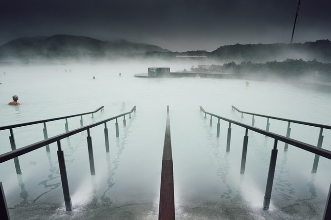 Private Reykjavík - Blue Lagoon roundtrip with 2 hours waiting at Blue Lagoon - What the $550 price really buys
