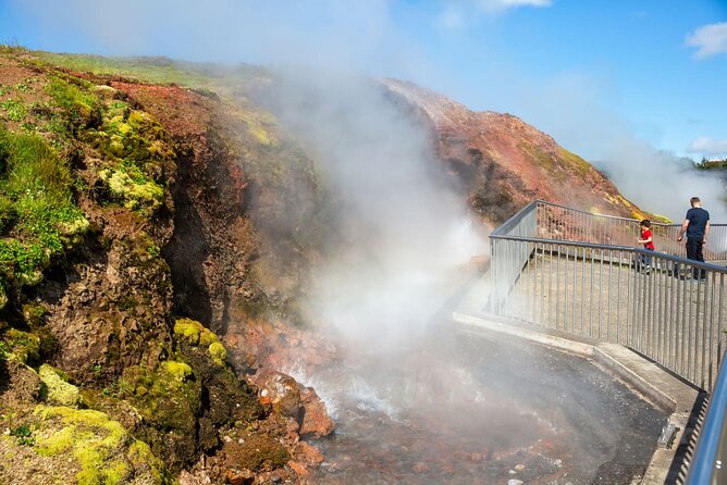 Private Silver Circle Tour of Iceland - Hraunfossar: water from the lava field