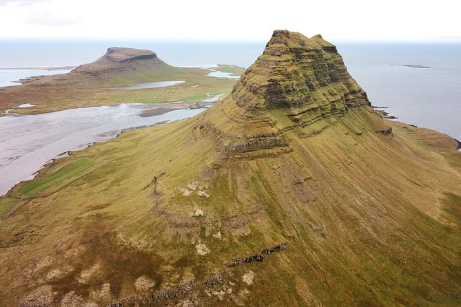 Private Snæfellsnes Peninsula tour from Reykjavik - Arnarstapi and the old fishing-village setting