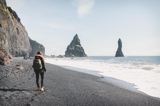Private South Coast Fire and Ice: Glacier viewpoint & Lava Show - Why this private South Coast tour costs so much