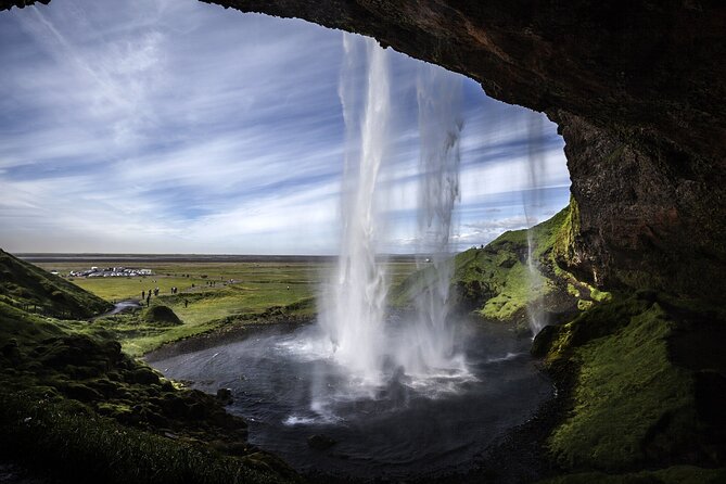 Private South Coast Tour: A Journey to Iceland’s Stunning Shore - Why a private car works well on Iceland’s South Coast
