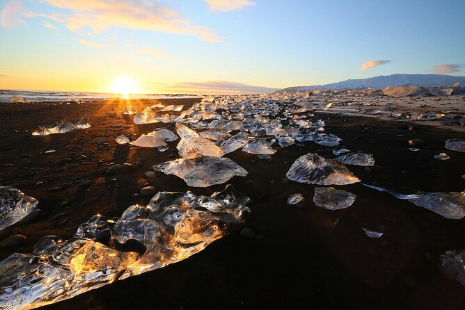 Private Tour Höfn: Jokulsárlón , Diamond Beach, Secret Glacier - Starting from Höfn at 8:00 a.m.