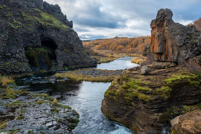 Private Tour of Valley of Tears and Highlands adventure - Hrauneyjar: A Necessary Highland Lunch Break