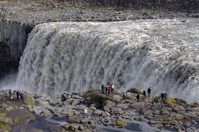 Private Tour Tailor Made Tour from Akureyri e.g Lake Myvatn, Godafoss, Dettifoss - Why private transport changes the experience