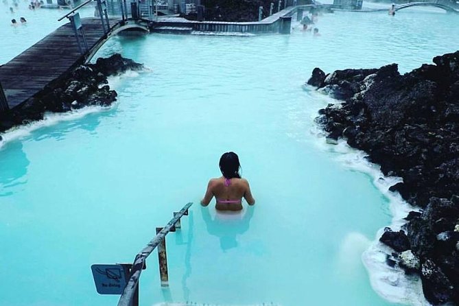 Private transfer Blue Lagoon relaxation round trip (entrance fee not included) - Why a private driver can be worth the high price