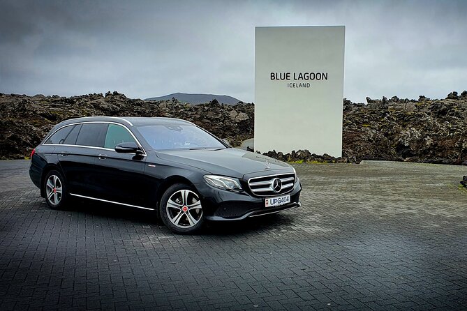 Private transfer Blue Lagoon relaxation round trip (entrance fee not included) - The driver is part of the value