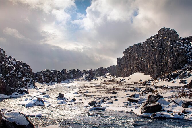 Private Visit Golden Circle Essentials - Thingvellir: Icelandic politics and shifting plates