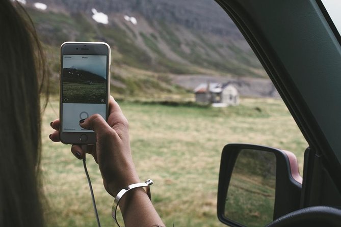 Rent Unlimited High Speed pocket Wifi in Iceland - Choosing Four Days or Up to 100 Days