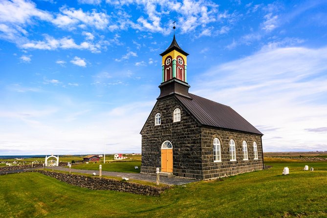 Reykjanes peninsula - Steam and stories at Gunnuhver