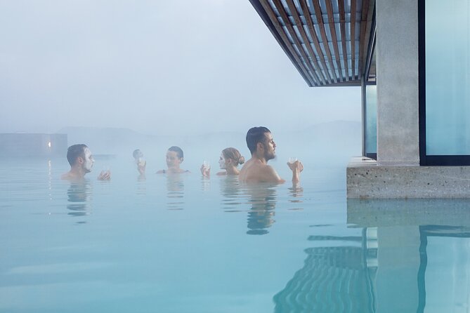 Reykjanes Peninsula & Blue Lagoon (Premium Admission Included) - Walking across the Bridge Between Continents