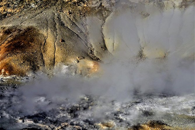 Reykjanes peninsula- Geopark and much more. Private tour - Kleifarvatn: The Peninsula’s Largest Lake