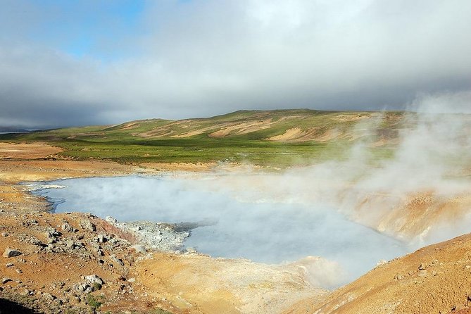 Reykjanes Peninsula + Lava fields - Why this Reykjanes day trip works