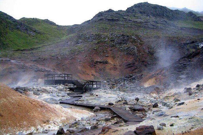 Reykjanes Peninsula + Lava fields - Eight hours in a small private vehicle
