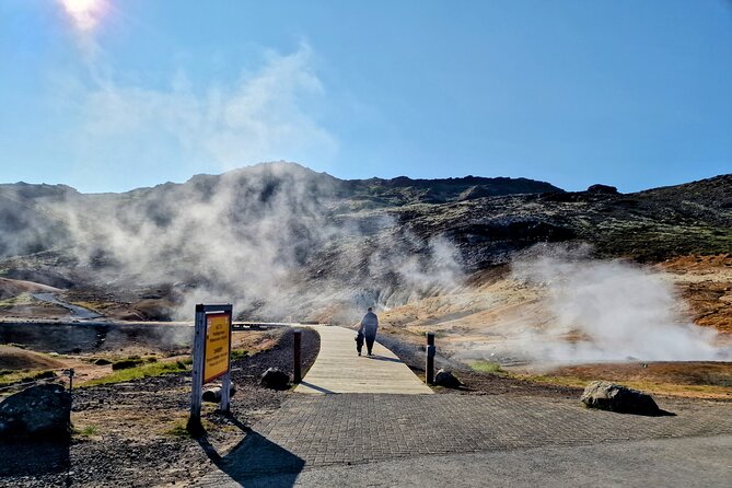 Reykjanes Peninsula Private tour Iceland - Kleifarvatn Lake and the first wide view