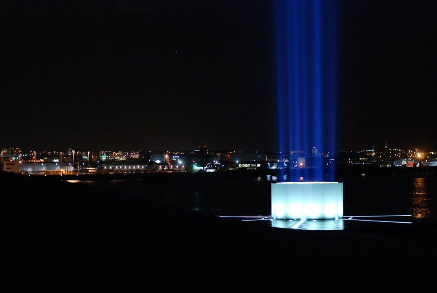 Reykjavik: 2-Hour Imagine Peace Tower Tour - Why this two-hour island trip feels different
