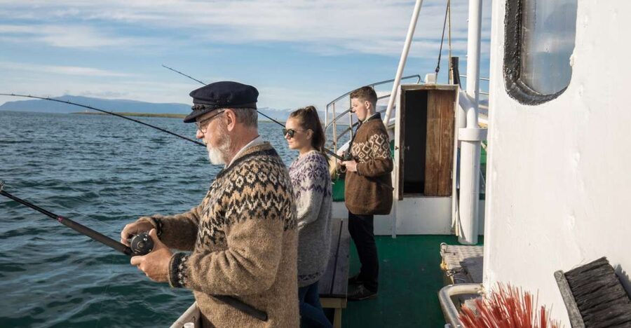 Reykjavik: 3-Hour Sea Angling Gourmet Experience Tour - Fishing the first productive spots