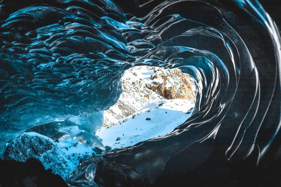 Reykjavik: 8-Day Small Group Circle of Iceland Tour - Day 3: Skaftafell, an ice cave, and Jökulsárlón