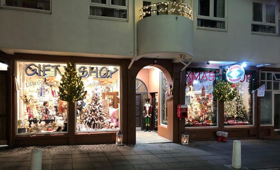 Reykjavik: Christmas Food Tour with Tastings and Drinks - Key points to know before booking