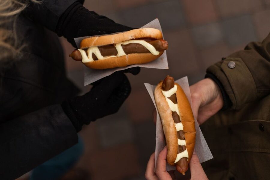 Reykjavik: Evening Icelandic Food and Drink Tour - The guides shape the whole evening