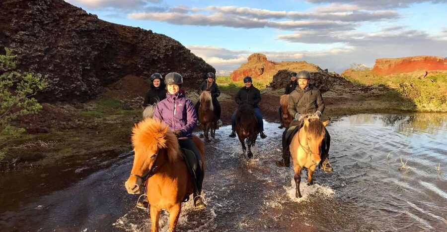 Reykjavik: Evening Sleipnir Horse Riding Tour with Pickup - Leaving Reykjavík for Hólmsheiði