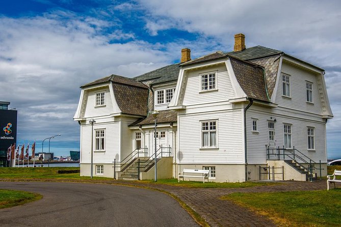 Reykjavik Excursion & Blue Lagoon. Private Day Tour - Perlan and the view over Reykjavik