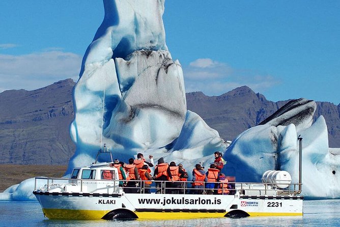 Reykjavik: Glacier Lagoon Boat Ride & South Coast Full Day Tour - Leaving Reykjavik before the city wakes
