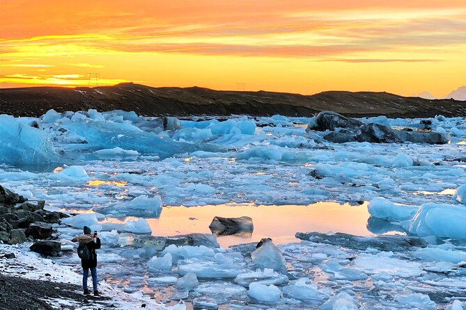 Reykjavik: Glacier Lagoon, Diamond Beach & South Coast Day Tour - Vik and the black-sand coast