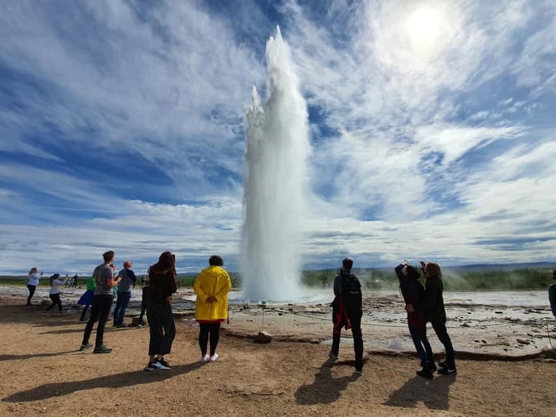 Reykjavík: Golden Circle, 2 Geysers & Geothermal Bakery Tour - How Much Time Do You Really Need?
