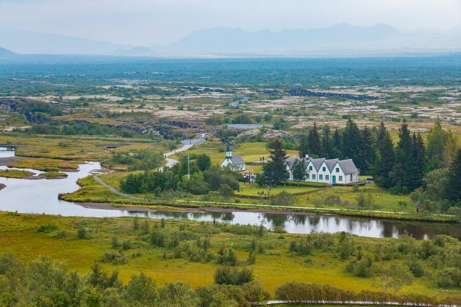 Reykjavik: Golden Circle, Crater & Blue Lagoon Minibus Tour - Why this 11-hour route works