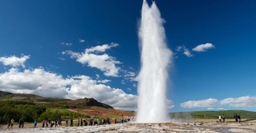 Reykjavik: Golden Circle Day Tour with optional Blue Lagoon - Why the Golden Circle works so well in one day