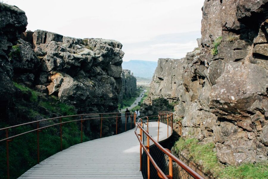 Reykjavik: Golden Circle Day Tour with optional Blue Lagoon - BSÍ departure and the first 45 minutes