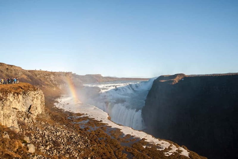 Reykjavik: Golden Circle, Fridheimar, & Sky Lagoon Day Trip - Þingvellir National Park: where parliament and tectonic plates meet