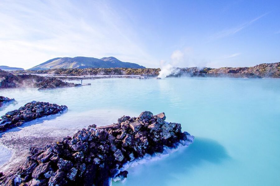 Reykjavík: Golden Circle Minibus Tour & Blue Lagoon Transfer - The minibus, guide, and pickup details