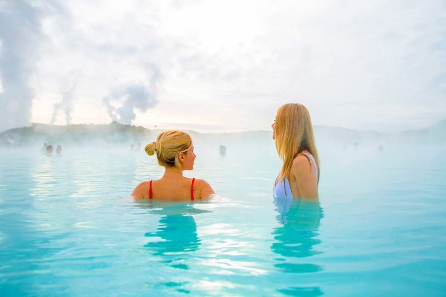 Reykjavík: Golden Circle Minibus Tour & Blue Lagoon Transfer - Kerið Crater: a short volcanic opening